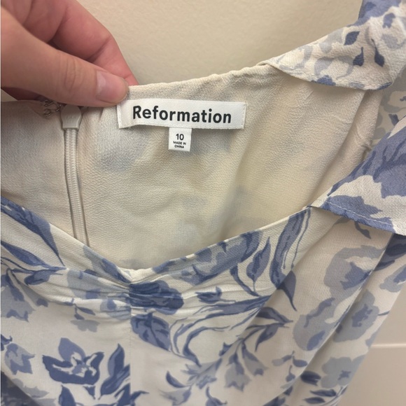 Reformation Blue and White Off-the-Shoulder Midi Dress - Picture 5 of 6